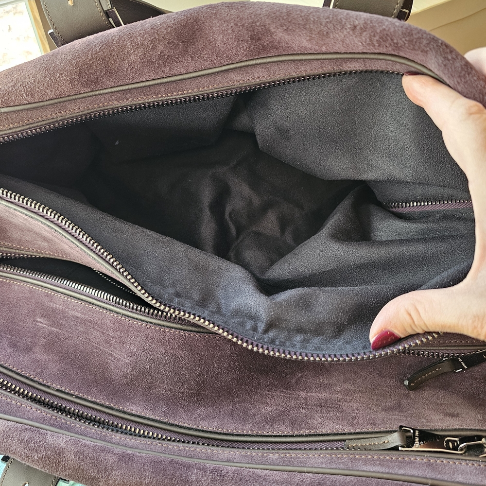 Luxurious Suede Duffel Bag in Deep Brown - Picture 7 of 11